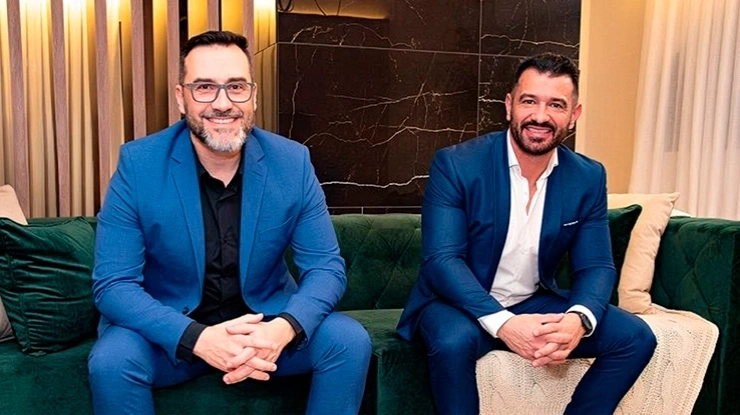 Anderson Luiz de Souza
and Rodrigo Passos Silva 